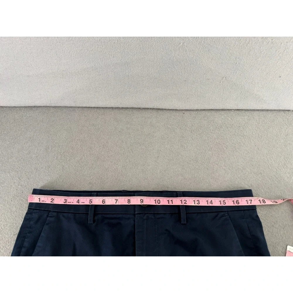 Banana Republic Chino Core Temp Shorts Mens‎ 33 Navy Bermuda Minimalist Preppy